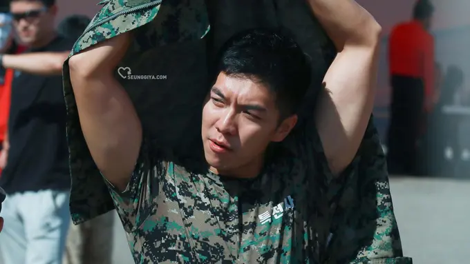 [Bintang] Lee Seung Gi