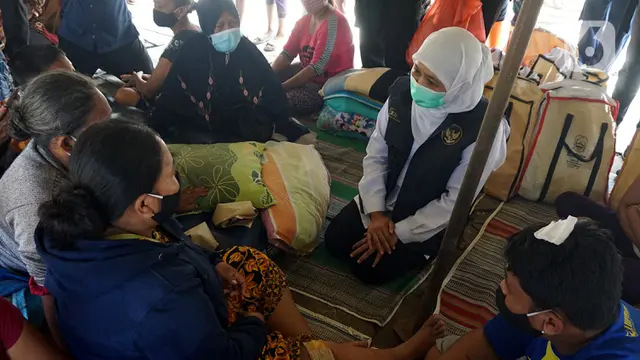 Gubernur Khofifah Temui Korban Gempa di Kampung Majangtengah