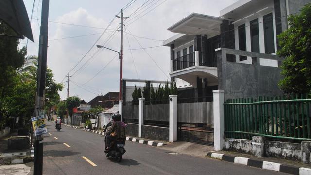 7 Keuntungan Kalau Punya Rumah di Pinggir Jalan Raya - Lifestyle Fimela.com