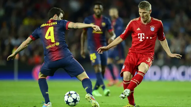Bastian Schweinsteiger dan Cesc Fabregas - Liga Champions 2012/2013
