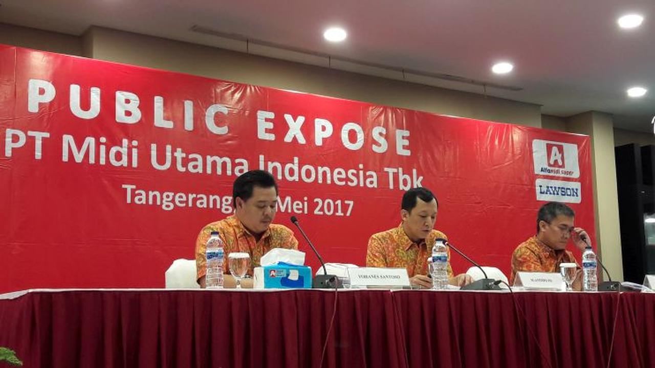 Jajaran komisaris dan direksi Alfamidi. (Foto:Alfamidi)