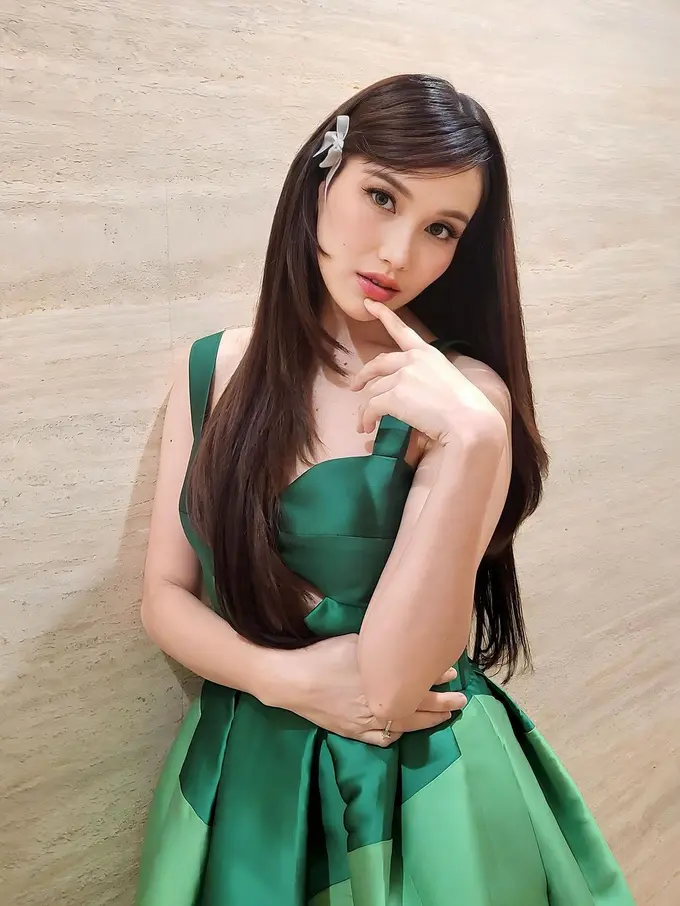 Ayu Ting Ting mirip idol Kpop (Instagram/ayutingting92)