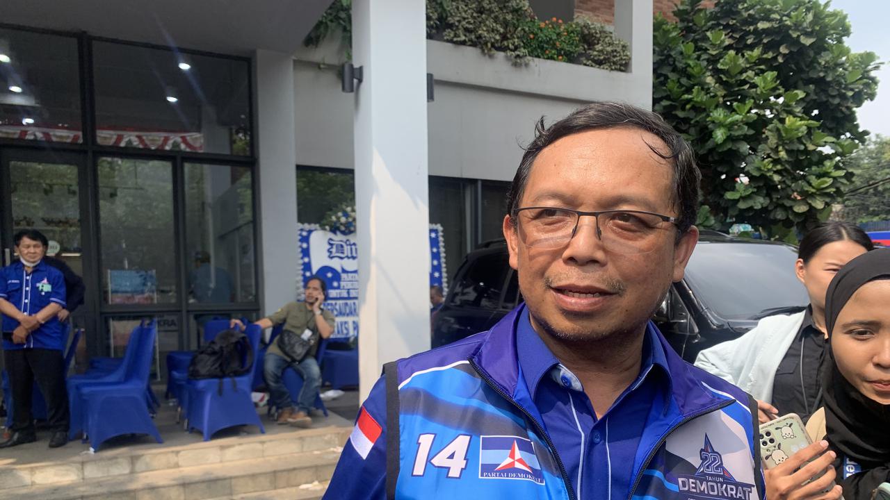 Ketua DPP Partai Demokrat Herman Khaeron mengatakan, konsekuensi dari majunya jadwal pendaftaran capres-cawapres di Pilpres 2024 adalah Partai Demokrat harus secepatnya memutuskan arah koalisi.