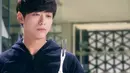 Namgoong Min tampil memukau saat ia bermain dalam drama The Girl Who Sees Smells. Tak hanya tampan, ia terlihat begitu berkharisma dan memesona. (Foto: soompi.com)