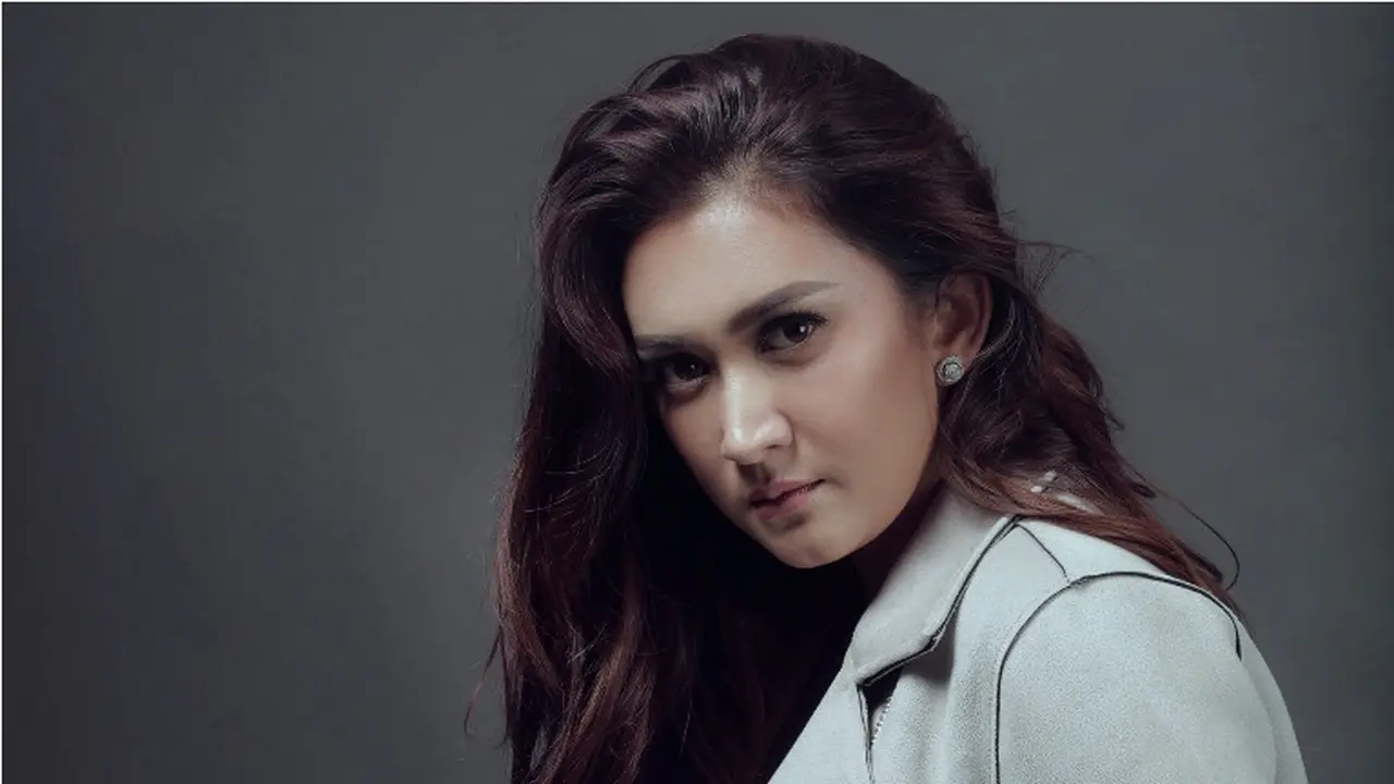[Bintang] Nafa Urbach