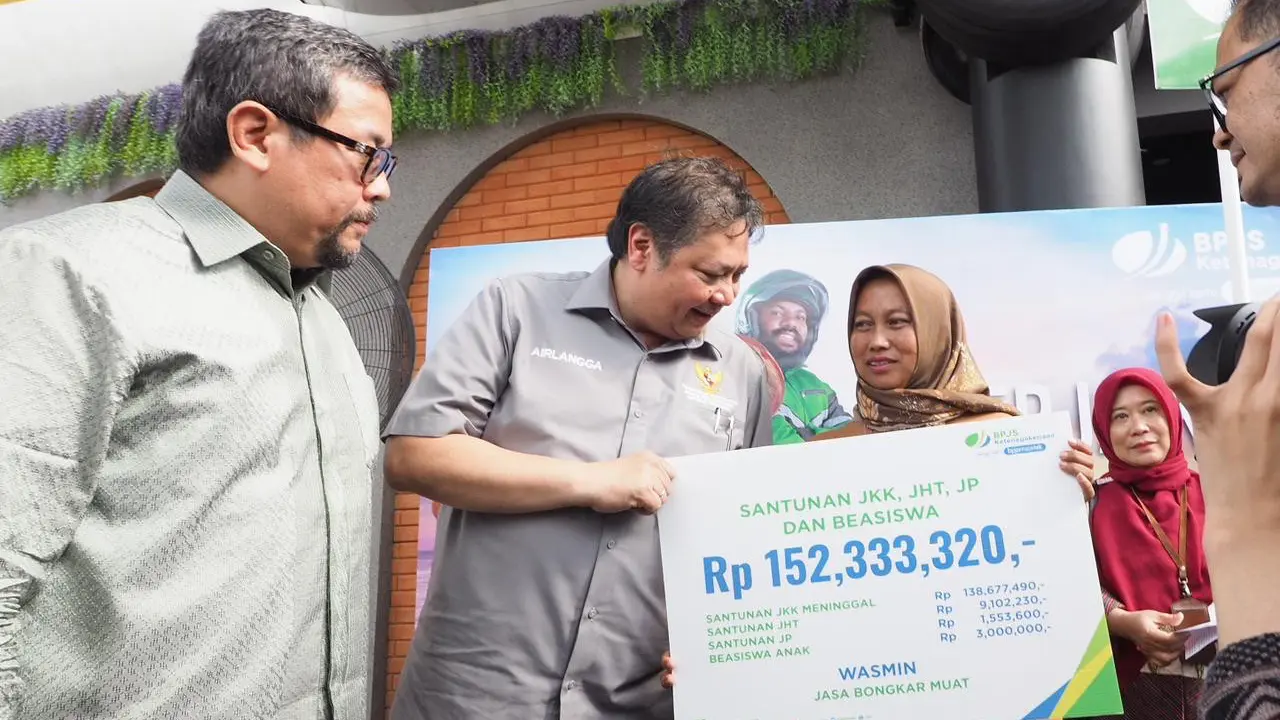 Punya Manfaat Besar, Menko Airlangga Ajak Pelaku UMKM Gabung BPJS Ketenagakerjaan