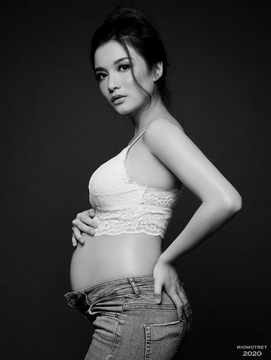 Chelsea Olivia (Instagram/chelseaoliviaa)