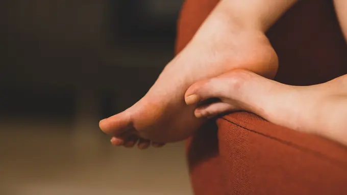 Perbedaan kesemutan dan mati rasa