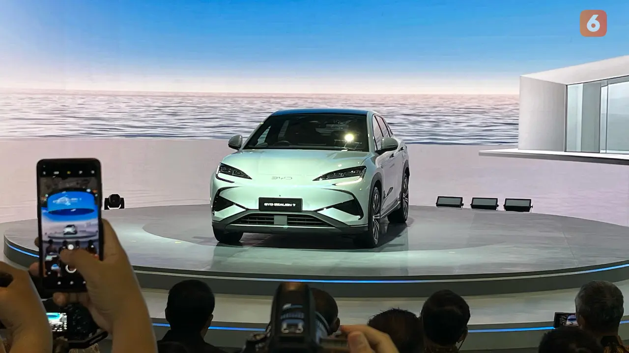 BYD Sealion 7 di IIMS 2025. (Liputan6.com/Septian Pamungkas)