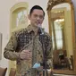 Ketua Kogasma Partai Demokrat Agus Harimurti Yudhoyono(AHY) memberi keterangan usai bertemu Presiden Joko Widodo di Istana Kepresidenan Bogor, Jabar, Rabu (22/5/2019). AHY mengajak semua pihak menjaga suasana pascapengumuman hasil rekapitulasi suara Pilpres 2019 oleh KPU.(Liputan6.com/HO/Setkab/Oji)