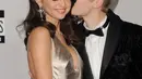 Justin memiliki perasaan yang lembut terhadap wanita, contoh saja Selena Gomez yang selalu menjadi wanita spesial didalam hidupnya. Bahkan hingga kini, Justin Bieber masih belum bisa melupakan sosok mantan kekasihnya itu. (AFP/Bintang.com)