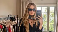 Alex Cooper and Alix Earle Feud Over 'Fake Drama' on TikTok