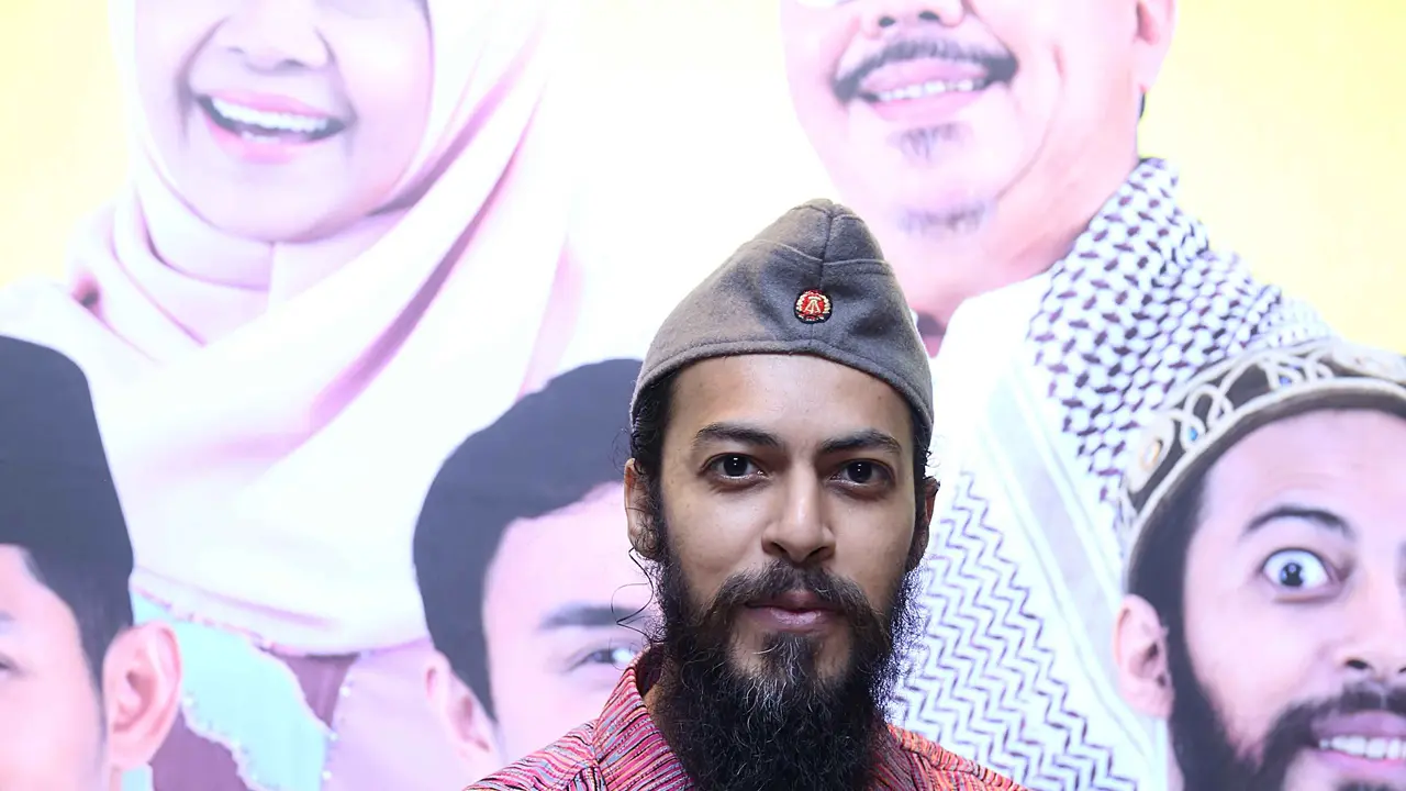 [Bintang] Alex Abbad