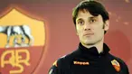 Mantan striker AS Roma Vincenzo Montella di sesi konferensi pers yang digelar di Trigoria, Roma, 22 Februari 2011. Montela diangkat sebagai pelatih baru menggantikan Claudio Ranieri AFP PHOTO / VINCENZO PINTO 