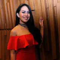 Belakangan beredar kabar bahwa Kartika Putri memiliki hubungan dengan mantan suami Julia Perez, Gaston Castano. Lantas, apa tanggapan dengan kabar beredar tersebut menurut Kartika. (Andy Masela/dok.Bintang.com)