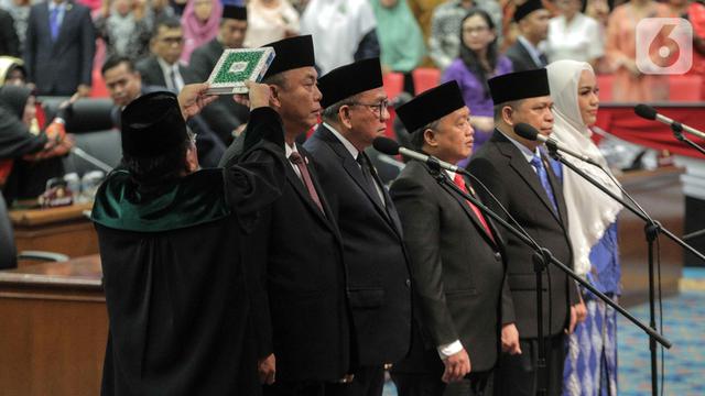Sah, 5 Pimpinan DPRD DKI Jakarta Resmi Dilantik
