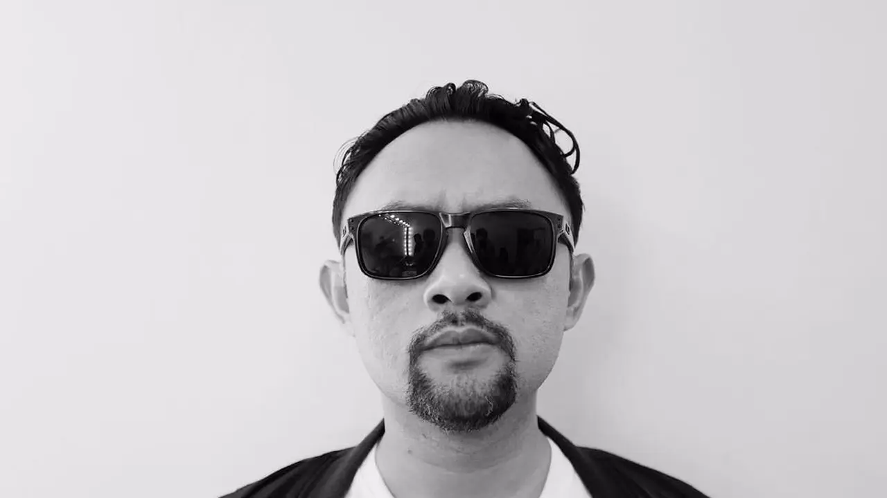 Rumah tangga Ronal Surapradja dan Seruni Purnamasari sedang tidak baik-baik saja (Foto: Dok. Instagram @rocknal)
