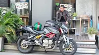 Hari ke-36 Mario Iroth Tiba di Kota Transgender
