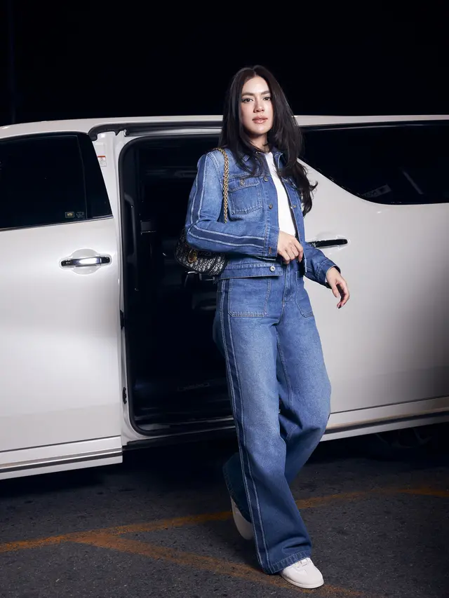 Adu Gaya Airport Look Han So Hee, MINGYU, dan Kimberley Anne, Mana yang Jadi Favorit?