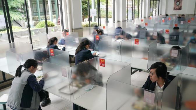 Sekolah di China sudah buka kembali (Sumber: Facebook/Shanghaiist)