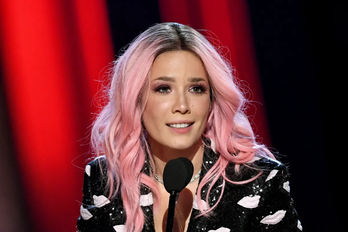Gaya Halsey
