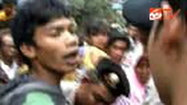 Copet Beraksi di Gerebeg Maulid