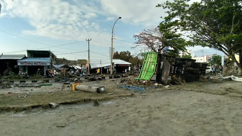 Gempa dan Tsunami Melanda Palu