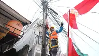 Jangan Asal Pasang, Dekorasi HUT RI Harus Berjarak Minimal 3 Meter dari Jaringan Listrik