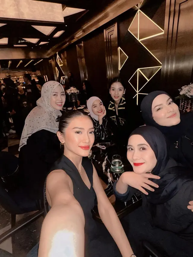 6 Gaya Seleb Hadiri Pesta Ulang Tahun Citra Kirana ke-30, Natasha Rizky, Cut Meyriska, hingga Anissa Aziza
