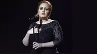 Setelah sukses sebagai penyanyi, Adele kini mulai incar dunia akting. (AP Photo)