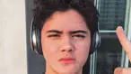 Unggahan Aliando dengan gaya foto selfie ini sukses mencuri perhatian netizen. Bagaimana tidak, lewat laman Instagram pribadinya, pria 26 tahun itu sangat jarang mengunggah potret selfie. (Liputan6.com/IG/@aliandooo).
