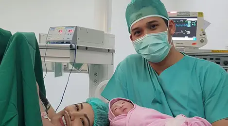 Selamat Anak Kedua Nindy Ayunda Telah Lahir News Entertainment Fimela Com