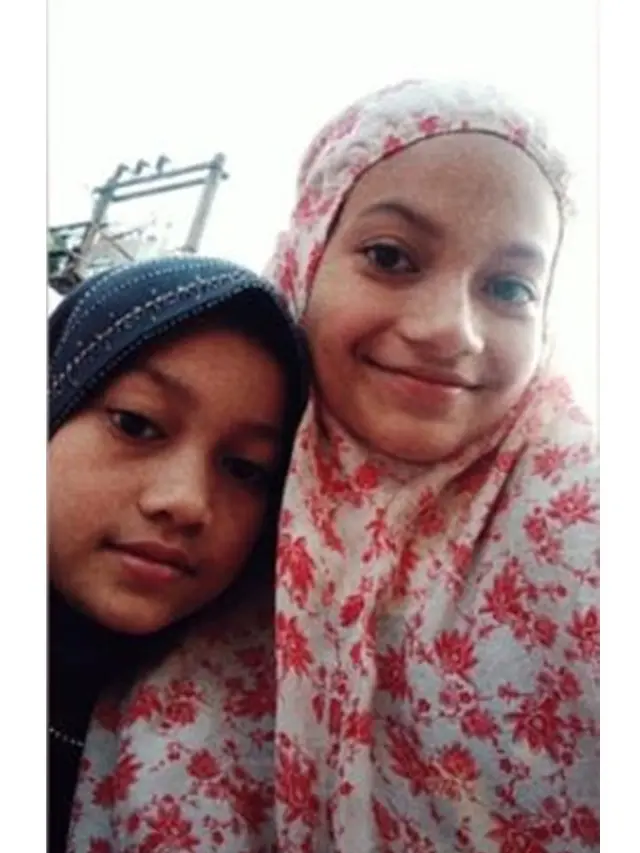 6 Potret Ratu Sofya 'Dari Jendela SMP' saat Berhijab, Bikin Pangling