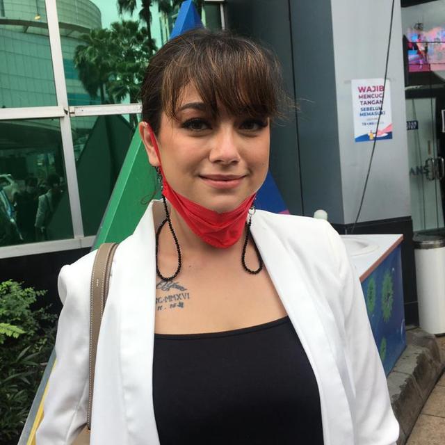 Celine Evangelista (ist/ Munady Widjaja)