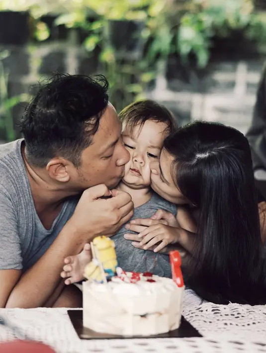 Bjorka Dieter Morscheck juga sering menjadi objek foto dari Ringgo. Anak yang baru berusia 2 tahun itu terlihat lucu saat difoto. (Foto: instagram.com/ringgoagus)