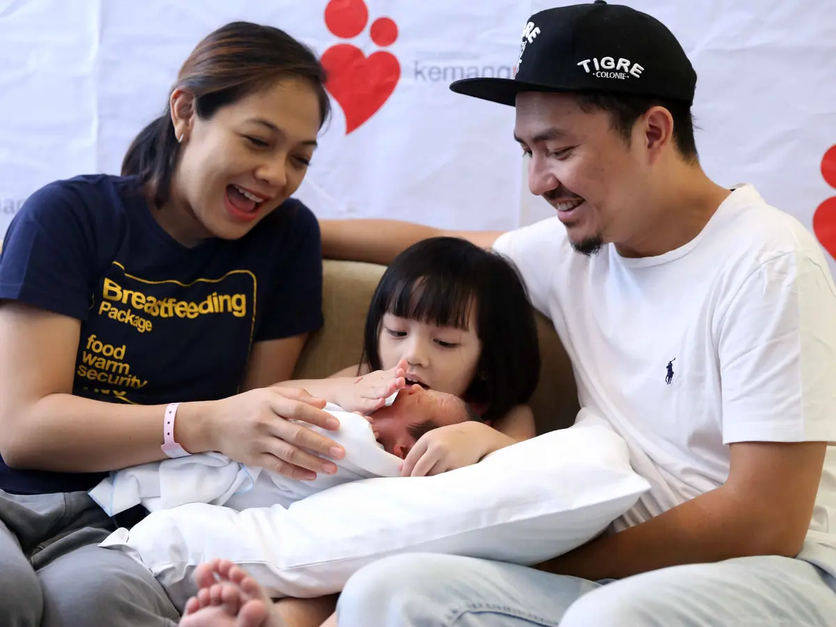 Omesh Jaga Anak Sulung Lakukan Bullying kepada Adiknya - Entertainment  Fimela.com