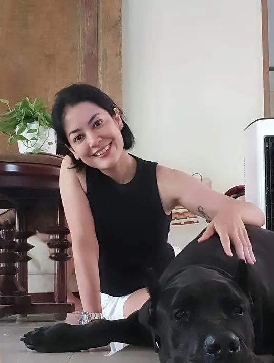 Potret cantik Lulu Tobing (Sumber: Instagram/lutob)