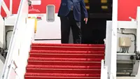 Seskab Teddy Jawab Kritik soal Rombongan Prabowo ke Luar Negeri