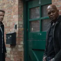 The Hitman’s Bodyguard jadi nomor satu di box office AS pekan ini. foto: We Live Entertainment