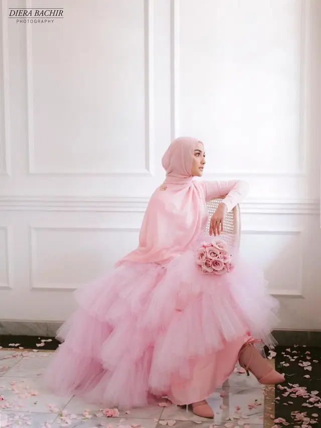 5 Potret Prewedding Citra Kirana dan Rezky Aditya, Serasi dan Sweet Banget