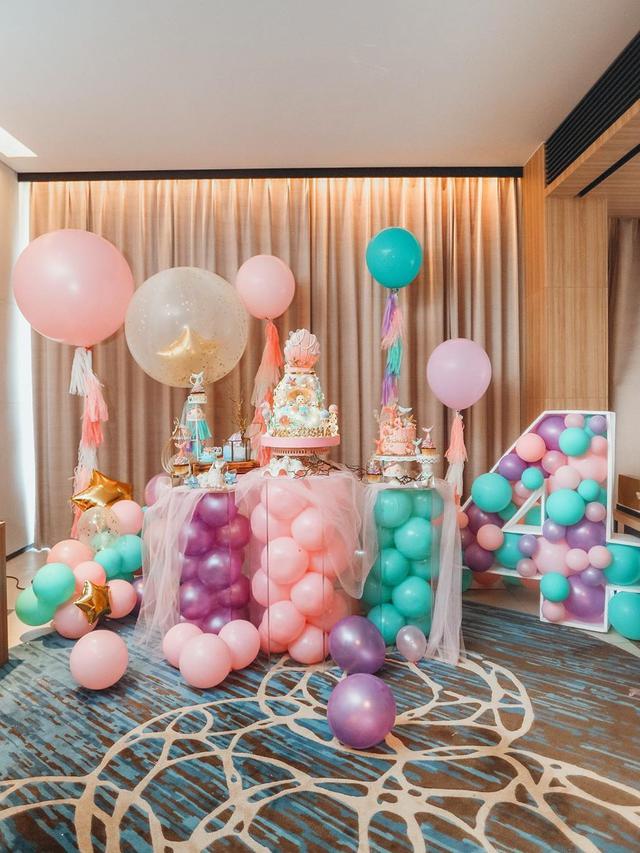 6 Momen Chelsea Olivia dan Suami Rayakan Ultah Nastusha yang ke-4, Seru Banget