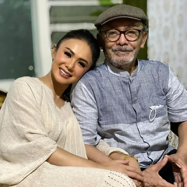 Ayah Yuni Shara dan Krisdayanti Meninggal Dunia, Ini 8 Potret Kenangannya