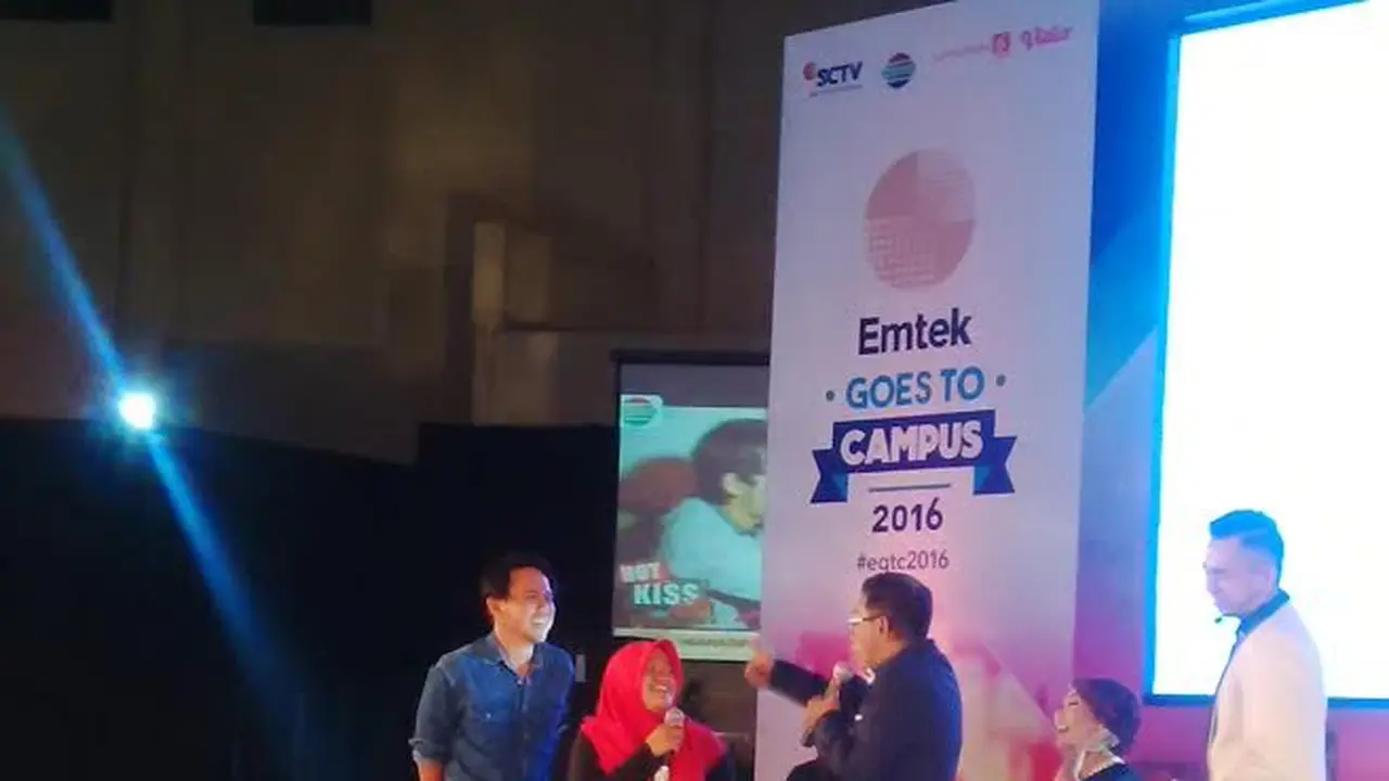 Emtek Goes to Campus Unair
