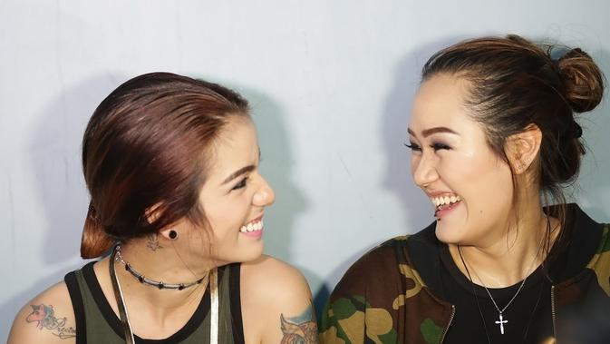 Muka Bengkak, Sheila Marcia Setia Berikan Semangat ke 