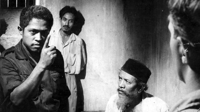 Cerita 6 Film Klasik Indonesia Yang Menyentuh Nurani Showbiz Liputan6 Com