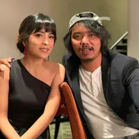Langgeng jadi pasangan, Dodit dan Cici kerap tunjukkan sisi romantis mereka. (Instagram @angelinaci_)
