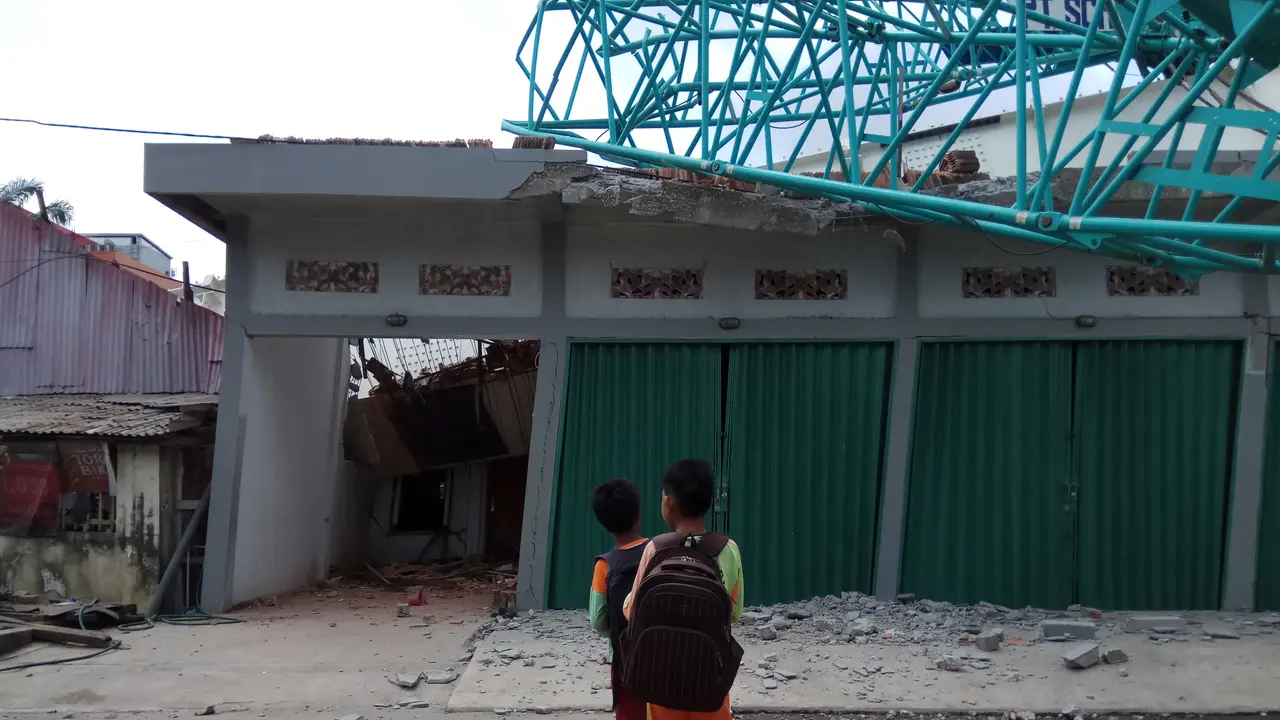 Konsultan 2 Negara Selidiki Insiden Jatuhnya Crane LRT Palembang 