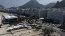 Ikon pop Madonna akan melengkapi tur besarnya yang bertajuk 'Celebration' dengan pertunjukan besar dan gratis di Pantai Copacabana, Rio de Janeiro. (AP Photo/Bruna Prado)