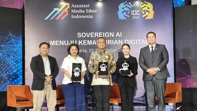 Acara Indonesia Digital Conference bertema Sovereign AI Menuju Kemandirian Digital