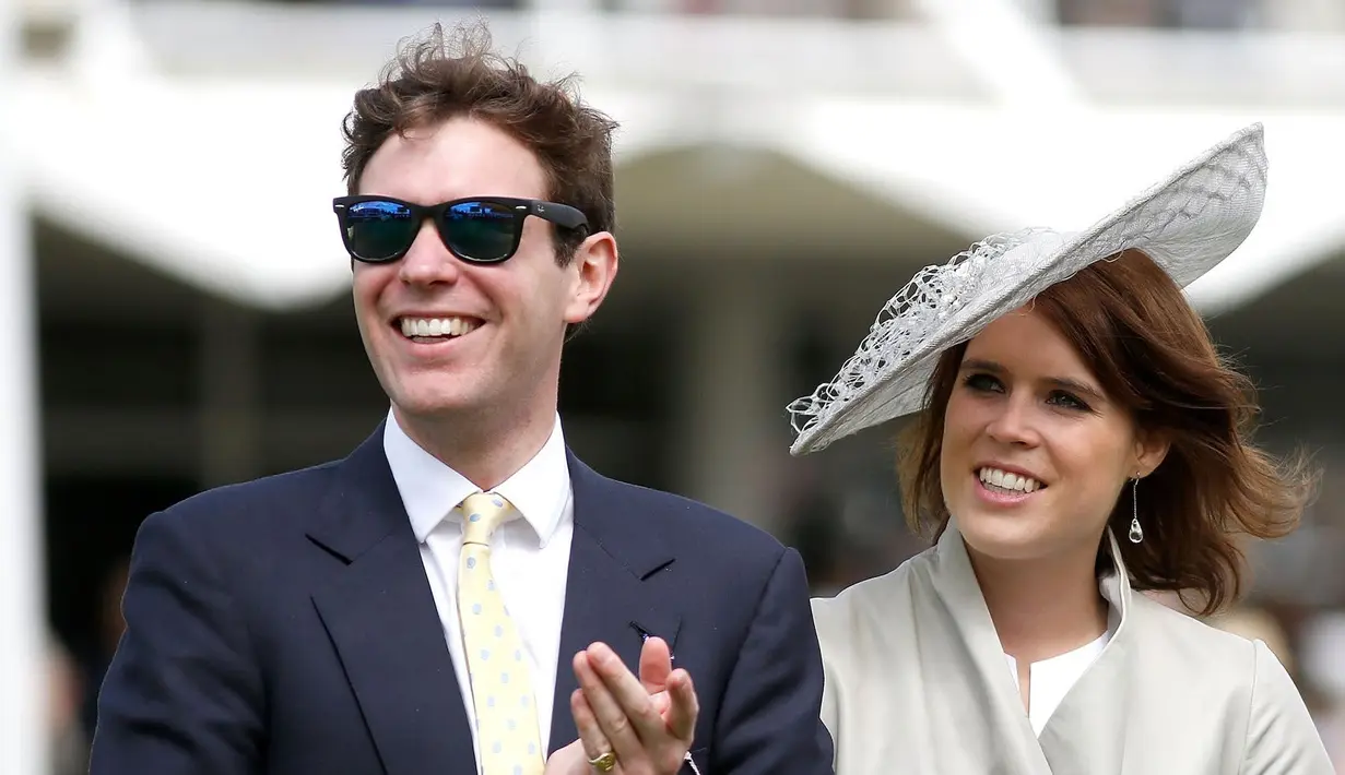 Namun hampir dapat dipastikan pernikahan Eugine dan Jack akan dilaksanakan pada bulan Oktober berkat Prince Harry dan Meghan Markle. (Business Insider)